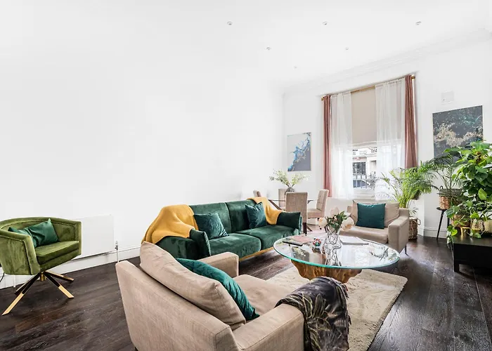 Classy High Ceilings 2 Bdr Next To Hyde Park